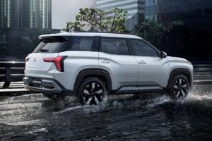 Simulasi Bunga 0% Mitsubishi Destinator